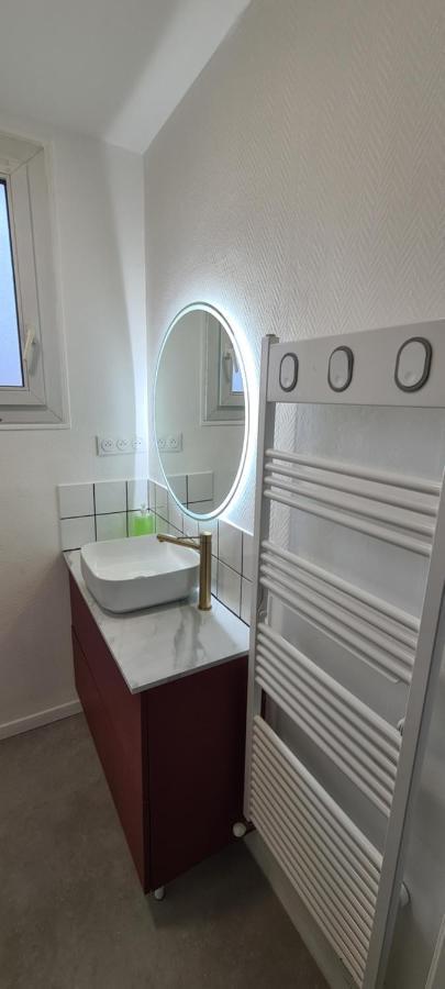 Private Room In Shared Apartment IV Beauvais Kültér fotó